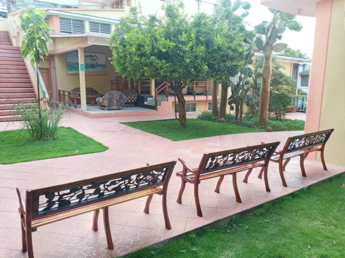 Hotel Palmeras Galapagos Пуерто-Айора Екстер'єр фото